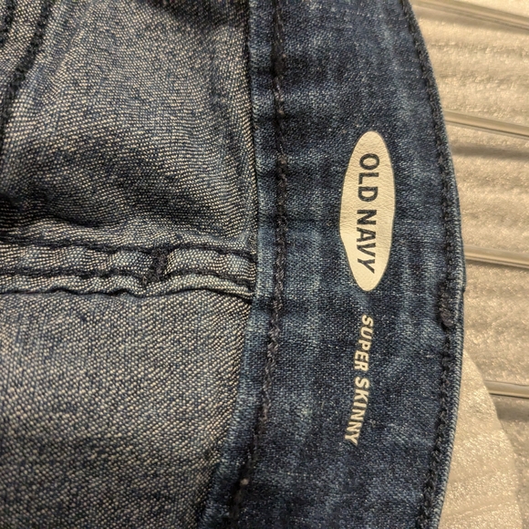 Old Navy Super Skinny Women's Blue Jeans - Picture 3 of 5